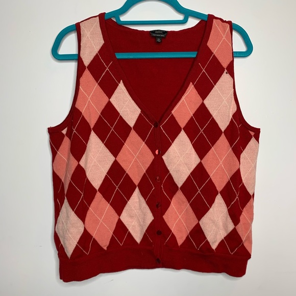 Red Argyle Plus Size Sweater Vest 